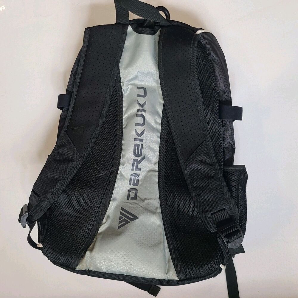 DAREKUKU Youth Baseball/Softball Backpack Bat Bag Black/Silver